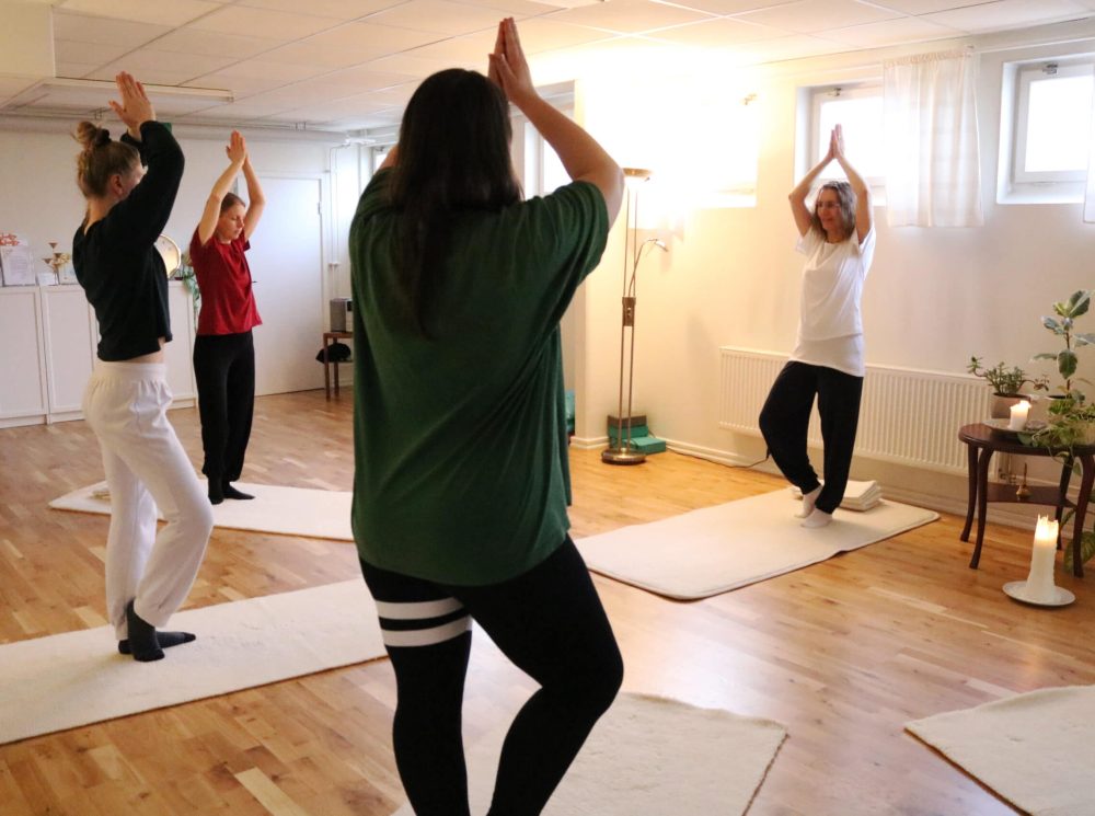 Yogaposition trädet